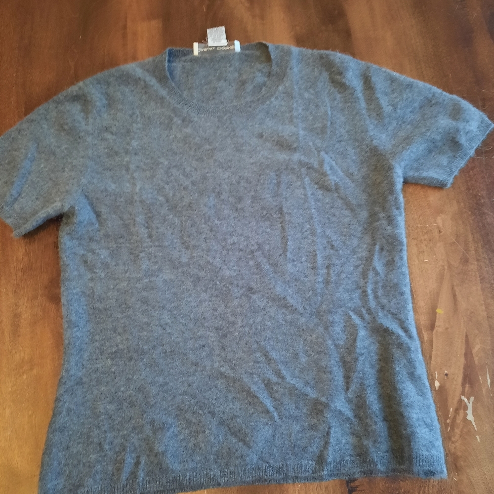 Casual Corner Gray Short Sleeve Cashmere Sweater Womens Size Small